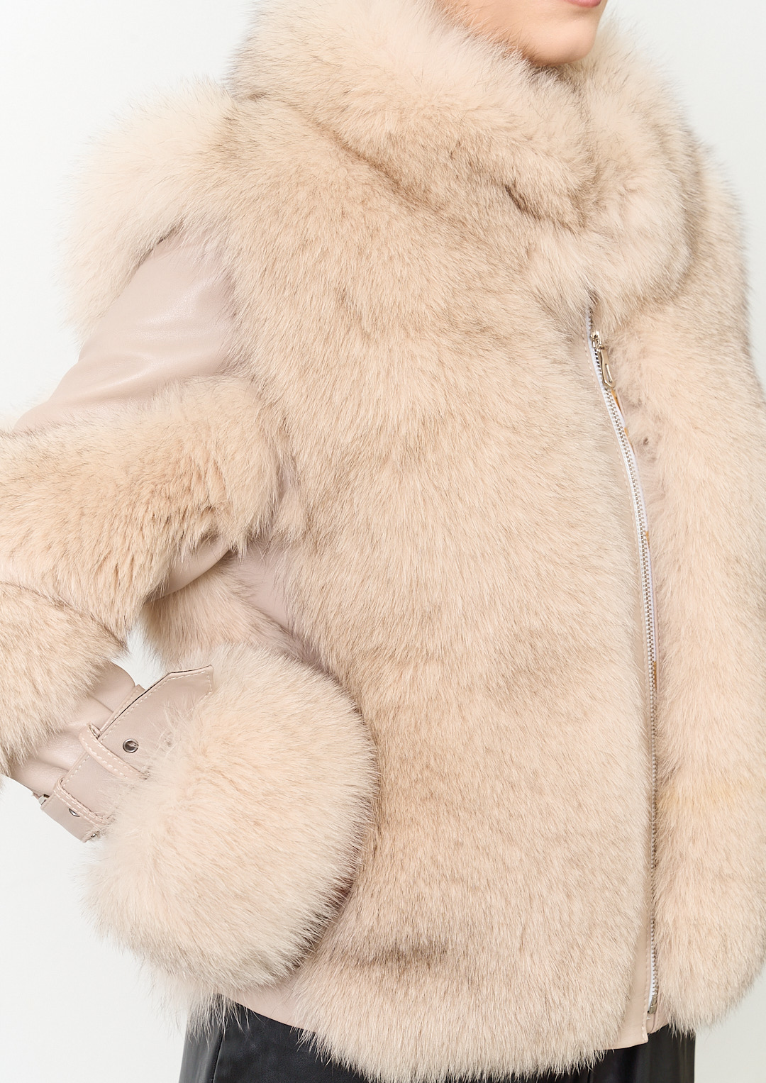 The Genuine Fox Fur Jacket — Women’s Edition 3 The Genuine Fox Fur Jacket — Women’s Edition